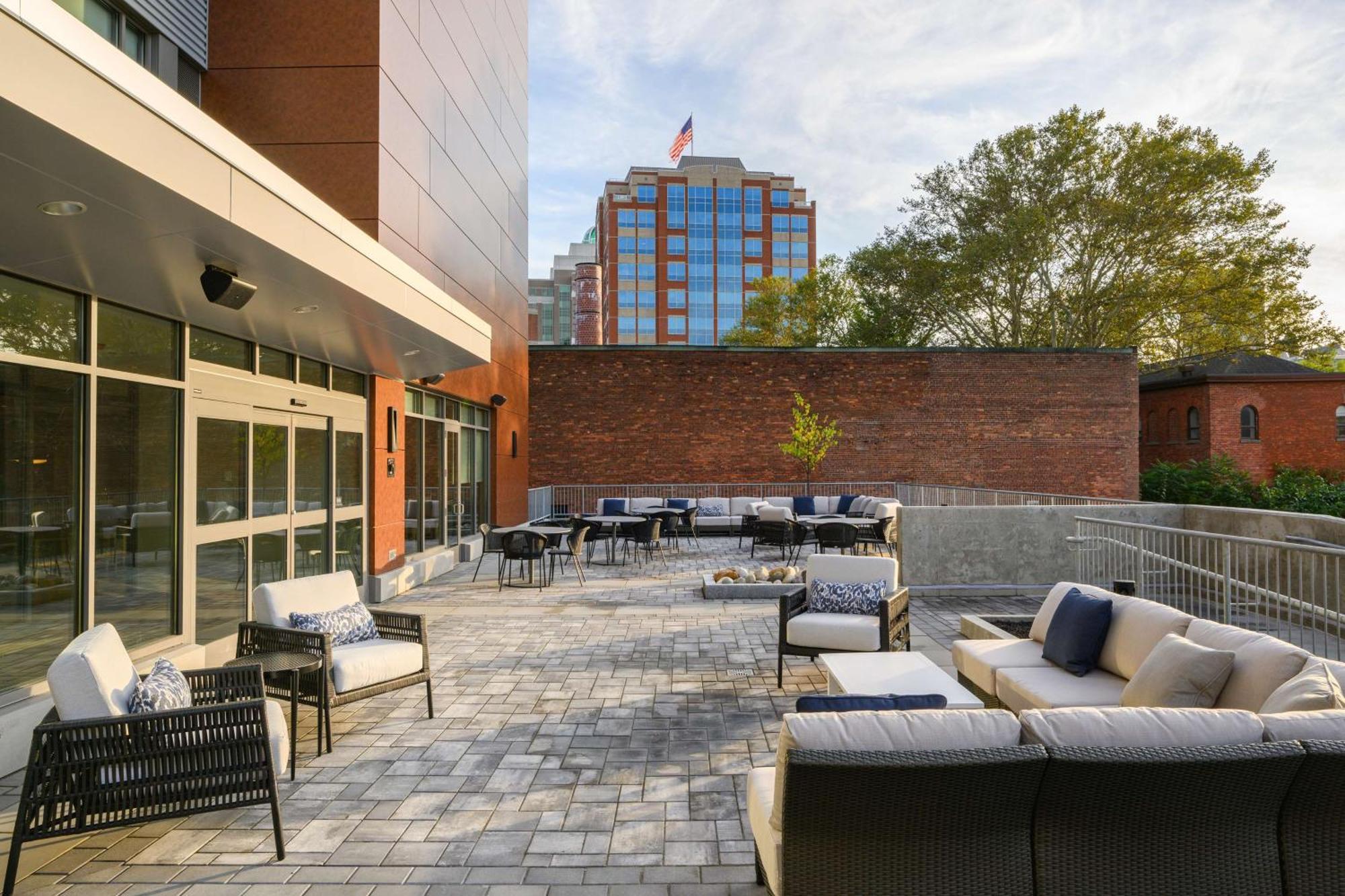 Hyatt Place Albany Downtown Exterior photo
